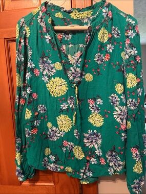 LOFT Green Floral V-Neck Long-Sleeve Blouse